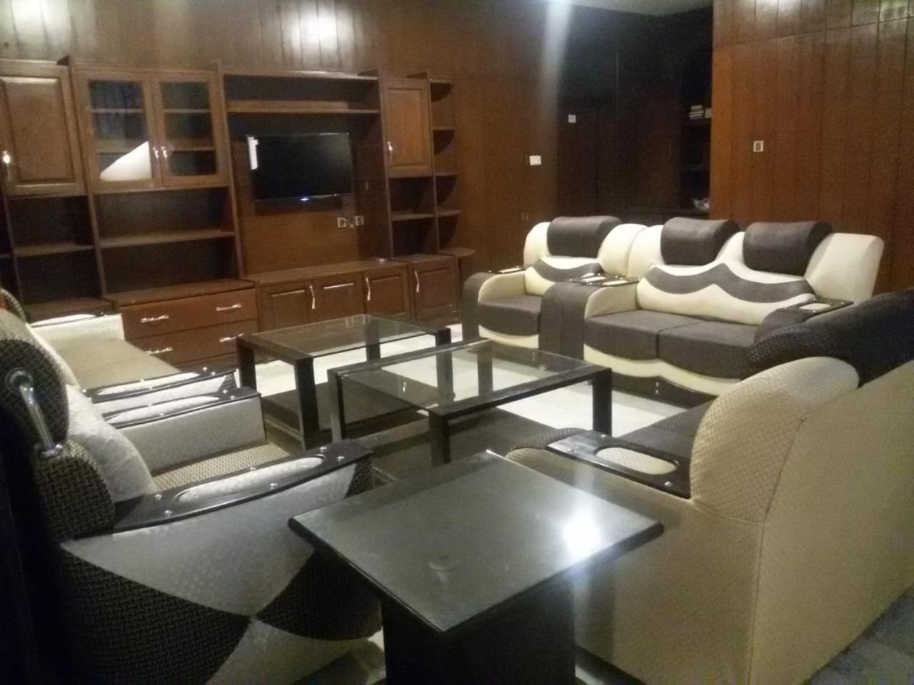 Al-Fateh Hotel Лахор Экстерьер фото