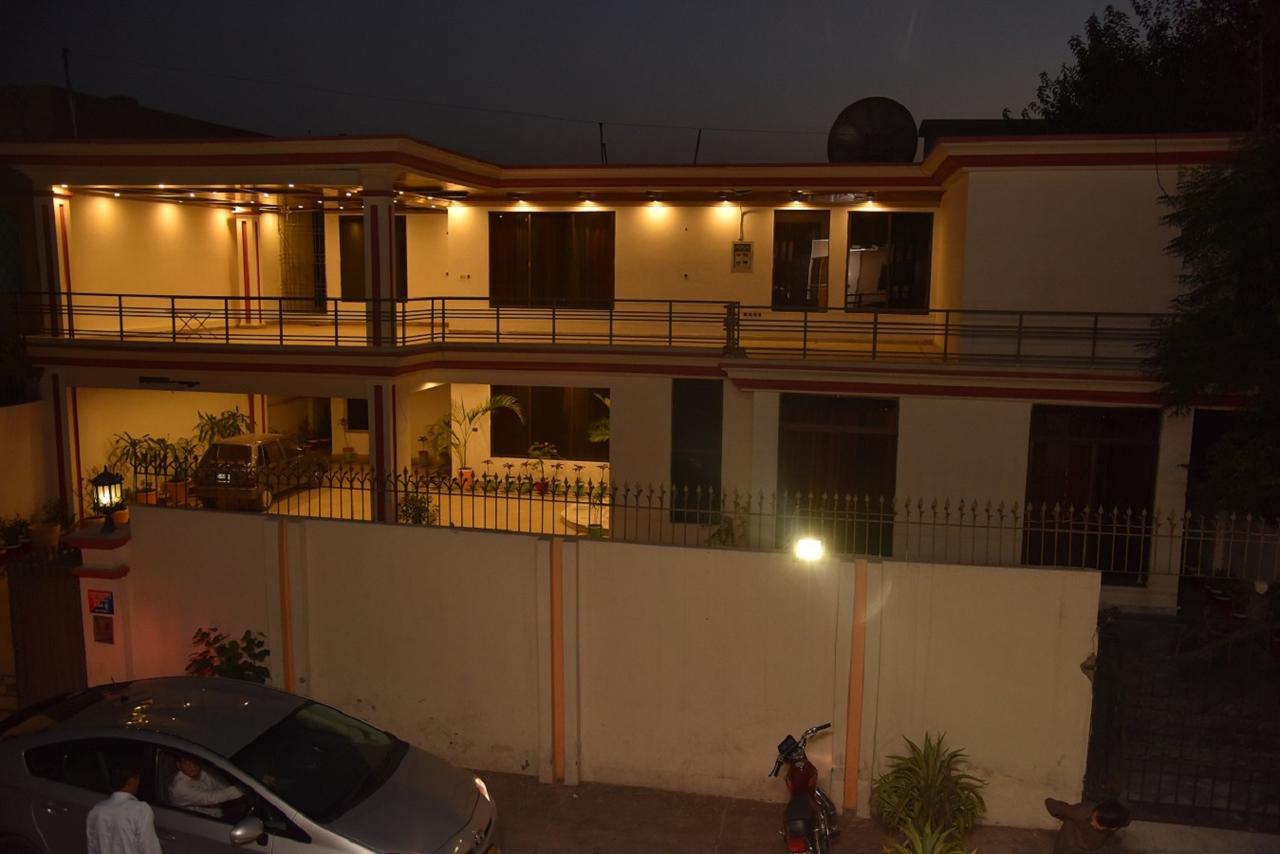 Al-Fateh Hotel Лахор Экстерьер фото